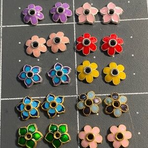 Findings: (30 pack) Cloisonné Flower Bead Caps 8mm